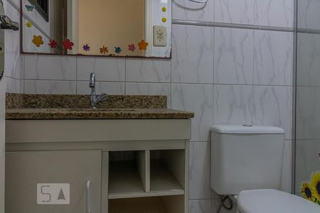 Banheiro de apartamento à venda com 2 quartos, 63m² em Rudge Ramos, São Bernardo do Campo