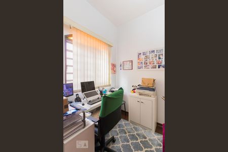 Escritório de casa para alugar com 3 quartos, 219m² em Vila Santana, São Paulo