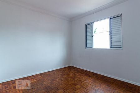 Quarto 1 de casa para alugar com 3 quartos, 110m² em Parque Colonial, São Paulo
