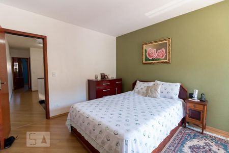 Quarto suíte 1 de casa à venda com 3 quartos, 159m² em Jardim Zaira, Guarulhos