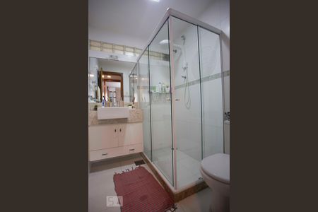 Banheiro de apartamento à venda com 3 quartos, 100m² em Icaraí, Niterói