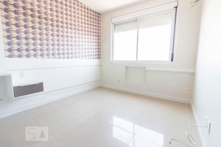 Suíte de apartamento para alugar com 2 quartos, 65m² em Jardim Lindóia, Porto Alegre