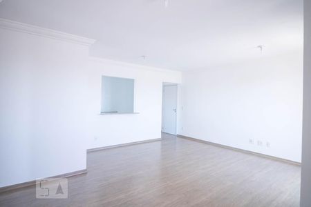 Sala de apartamento para alugar com 2 quartos, 70m² em Vila Humaitá, Santo André