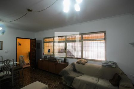 Casa à venda com 4 quartos, 230m² em Vila Santo Estéfano, São Paulo