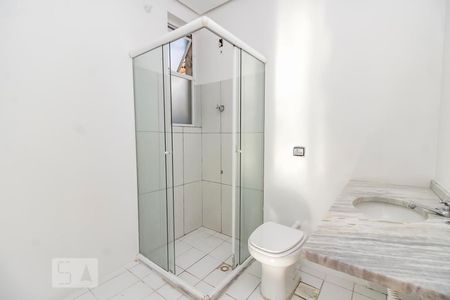 Banheiro de apartamento para alugar com 2 quartos, 72m² em Petrópolis, Porto Alegre