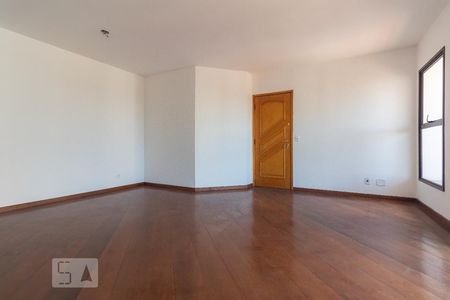 Sala de apartamento para alugar com 4 quartos, 200m² em Chácara Santo Antônio (zona Sul), São Paulo
