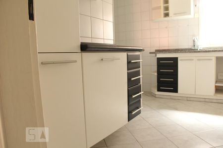 Cozinha de apartamento à venda com 2 quartos, 72m² em Vila Progresso, Jundiaí