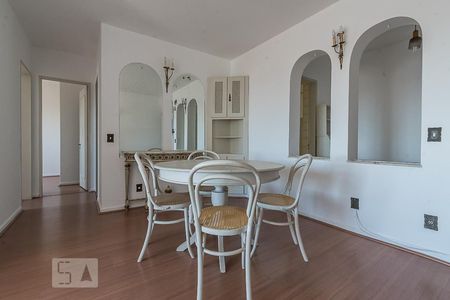 Sala de apartamento para alugar com 2 quartos, 82m² em Saúde, São Paulo