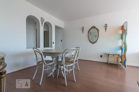 Sala de apartamento para alugar com 2 quartos, 82m² em Saúde, São Paulo