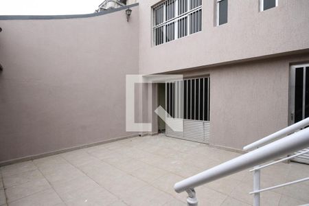 Casa à venda com 270m², 4 quartos e 4 vagas Casa à venda com 270m², 4 quartos e 4 vagasQuintal