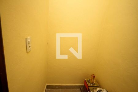 Casa à venda com 270m², 4 quartos e 4 vagas Casa à venda com 270m², 4 quartos e 4 vagasDeposito 02