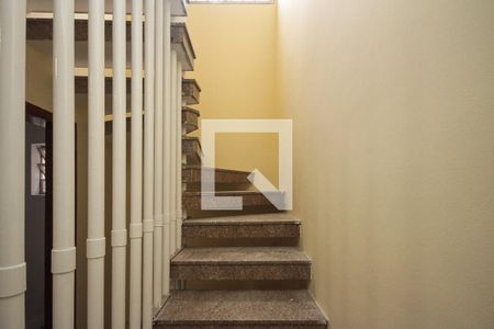 Casa à venda com 270m², 4 quartos e 4 vagas Casa à venda com 270m², 4 quartos e 4 vagasescada