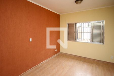 Casa à venda com 270m², 4 quartos e 4 vagas Casa à venda com 270m², 4 quartos e 4 vagasSuite