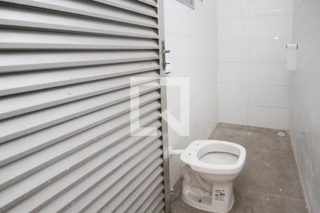 Casa à venda com 270m², 4 quartos e 4 vagas Casa à venda com 270m², 4 quartos e 4 vagasLavabo