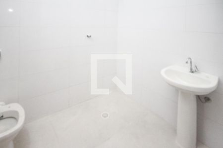 Casa à venda com 270m², 4 quartos e 4 vagas Casa à venda com 270m², 4 quartos e 4 vagasBanheiro Social