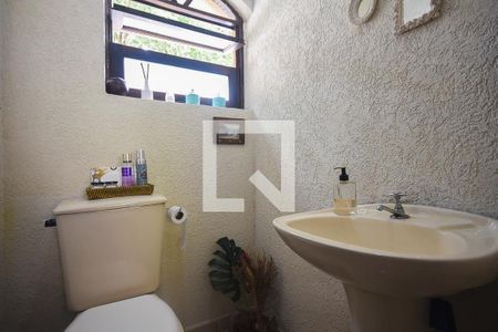Lavabo de casa à venda com 3 quartos, 250m² em Jardim América, Taboão da Serra