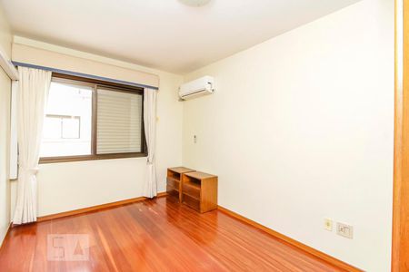 Dormitorio de apartamento para alugar com 1 quarto, 45m² em Bom Fim, Porto Alegre