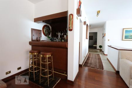 sala de casa para alugar com 4 quartos, 450m² em Vila Inah, São Paulo