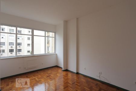 Sala/Quarto de kitnet/studio à venda com 1 quarto, 45m² em Copacabana, Rio de Janeiro