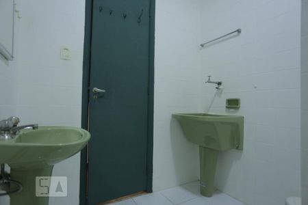 Banheiro de kitnet/studio à venda com 1 quarto, 45m² em Copacabana, Rio de Janeiro