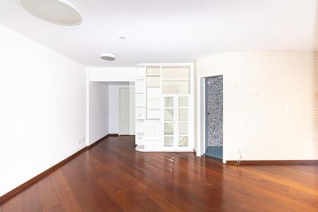 Apartamento para alugar com 126m², 3 quartos e 2 vagasSala