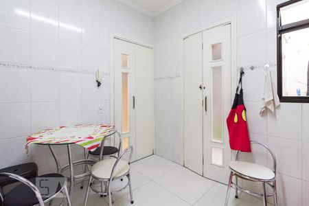 Cozinha de casa de condomínio à venda com 2 quartos, 76m² em Vila Santa Clara, São Paulo