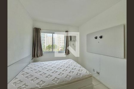 Suíte de apartamento à venda com 2 quartos, 66m² em Barra da Tijuca, Rio de Janeiro