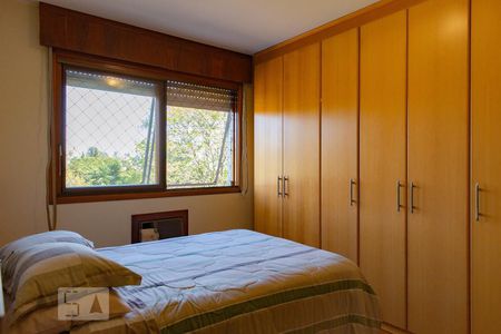 Suíte de apartamento para alugar com 2 quartos, 166m² em Jardim Itu Sabará, Porto Alegre