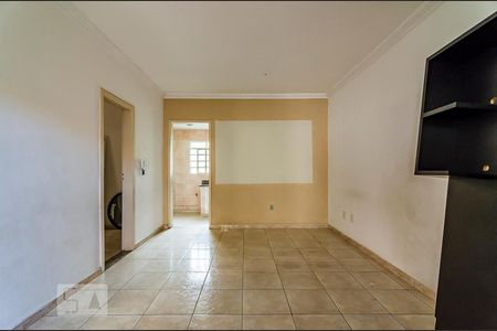 Sala de casa para alugar com 2 quartos, 36m² em Santa Cruz, Belo Horizonte