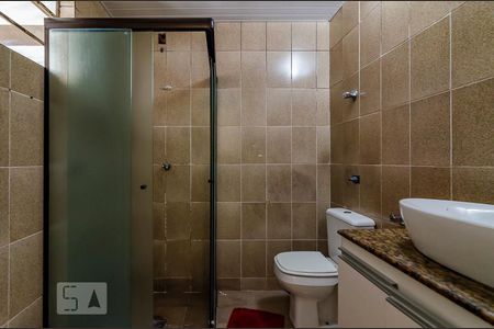 Banheiro de casa para alugar com 2 quartos, 36m² em Santa Cruz, Belo Horizonte