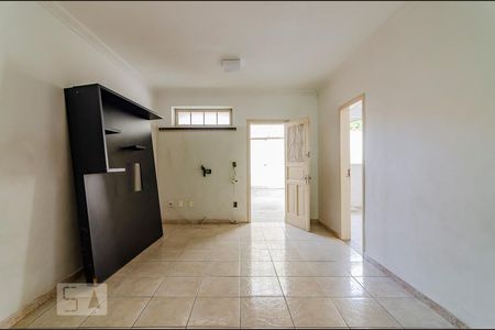 Sala de casa para alugar com 2 quartos, 36m² em Santa Cruz, Belo Horizonte