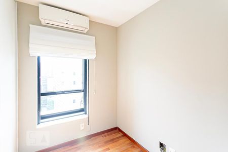 Quarto 1 de apartamento para alugar com 3 quartos, 176m² em Pinheiros, São Paulo