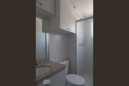 Banheiro  de apartamento para alugar com 2 quartos, 68m² em Vila Mariana, São Paulo