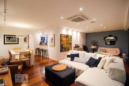 Sala de apartamento à venda com 3 quartos, 180m² em Barra da Tijuca, Rio de Janeiro