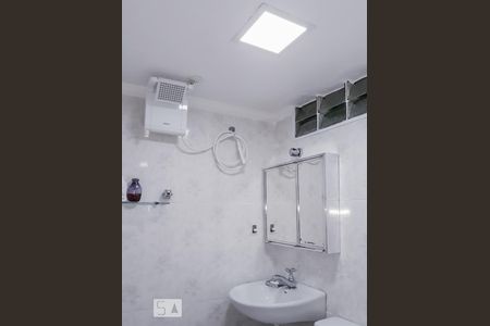 Casa à venda com 45m², 1 quarto e sem vaga Casa à venda com 45m², 1 quarto e sem vagaBanheiro