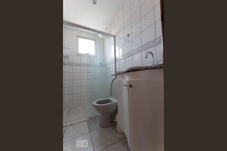Banheiro de apartamento para alugar com 2 quartos, 56m² em Jardim América, Goiânia