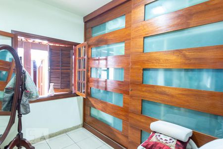 Quarto 1 de casa para alugar com 4 quartos, 500m² em Badu, Niterói