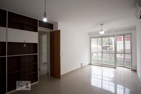 Sala de apartamento para alugar com 2 quartos, 90m² em Maracanã, Rio de Janeiro