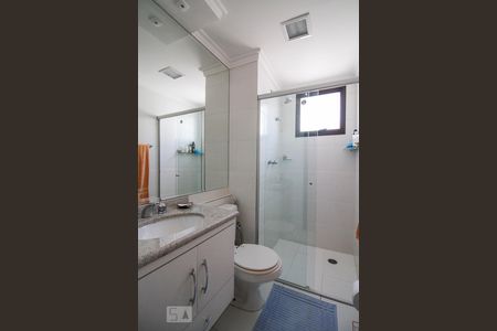 Apartamento para alugar com 150m², 2 quartos e 3 vagas Apartamento para alugar com 150m², 2 quartos e 3 vagasBanheiro Senhor da Suíte 1