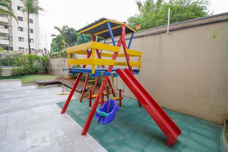 Apartamento para alugar com 150m², 2 quartos e 3 vagas Apartamento para alugar com 150m², 2 quartos e 3 vagasPlayground