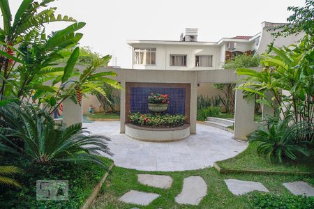 Apartamento para alugar com 150m², 2 quartos e 3 vagas Apartamento para alugar com 150m², 2 quartos e 3 vagasÁrea comum