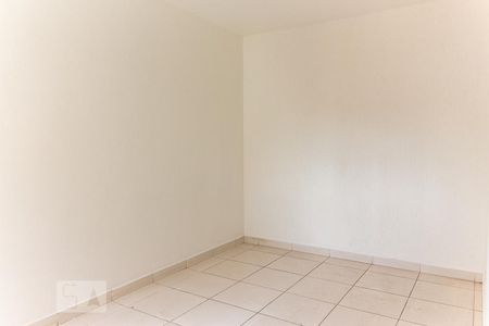 Quarto 2 de casa para alugar com 3 quartos, 150m² em Vila Santo Estéfano, São Paulo