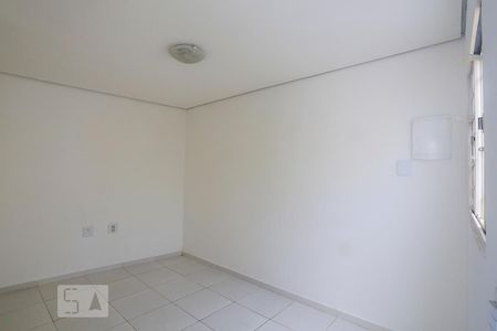 Sala de casa para alugar com 1 quarto, 100m² em Vila Santo Estéfano, São Paulo