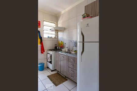 Cozinha de apartamento à venda com 1 quarto, 42m² em Humaitá, Porto Alegre
