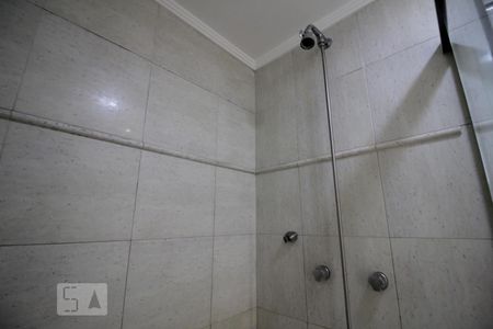 Chuveiro de apartamento à venda com 2 quartos, 68m² em Vila Andrade, São Paulo