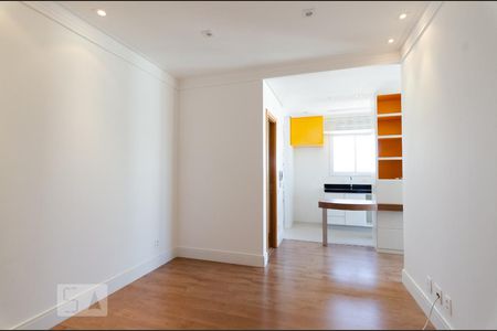 Sala de apartamento para alugar com 1 quarto, 57m² em Cambuí, Campinas