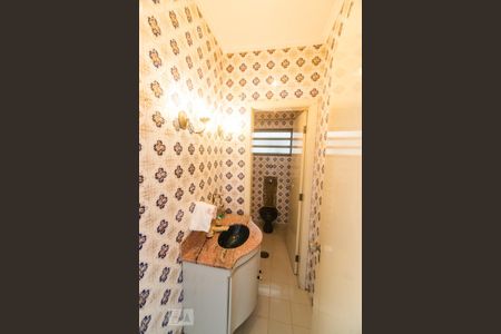 Lavabo de casa para alugar com 3 quartos, 384m² em Vila Santo Estevão, São Paulo