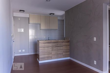 Sala de apartamento para alugar com 3 quartos, 68m² em Jardim Celeste, São Paulo