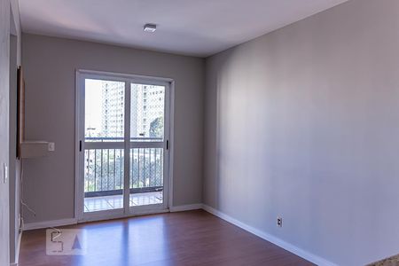 Sala de apartamento para alugar com 3 quartos, 68m² em Jardim Celeste, São Paulo