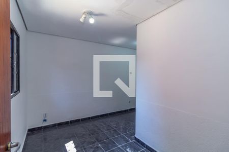 Quarto 1 de casa para alugar com 3 quartos, 160m² em Vila Paulo Silas, São Paulo